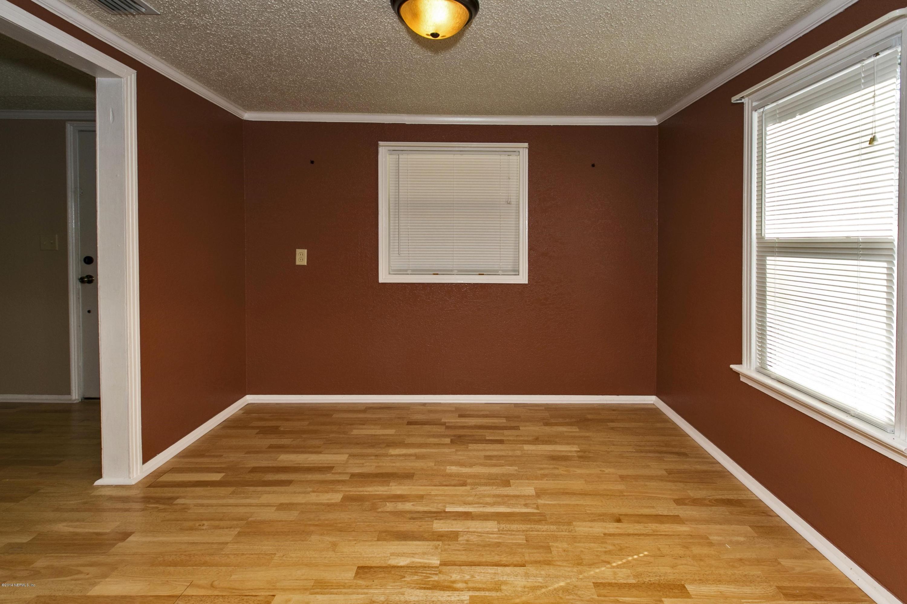 11668 Wynell Road Jacksonville, FL 32218 - Photo 6 of 17 006_Dining Room