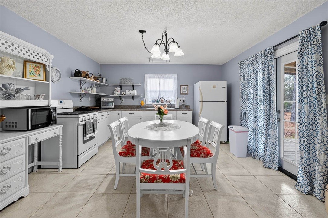 1473 Chesser Lane Nahunta, GA 31553 - Photo 15 of 50