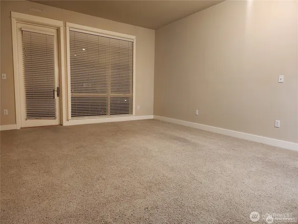 $1,700 | 400 Washington Avenue, Unit 306, Bremerton, WA 98337