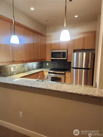 $1,700 | 400 Washington Avenue, Unit 306, Bremerton, WA 98337