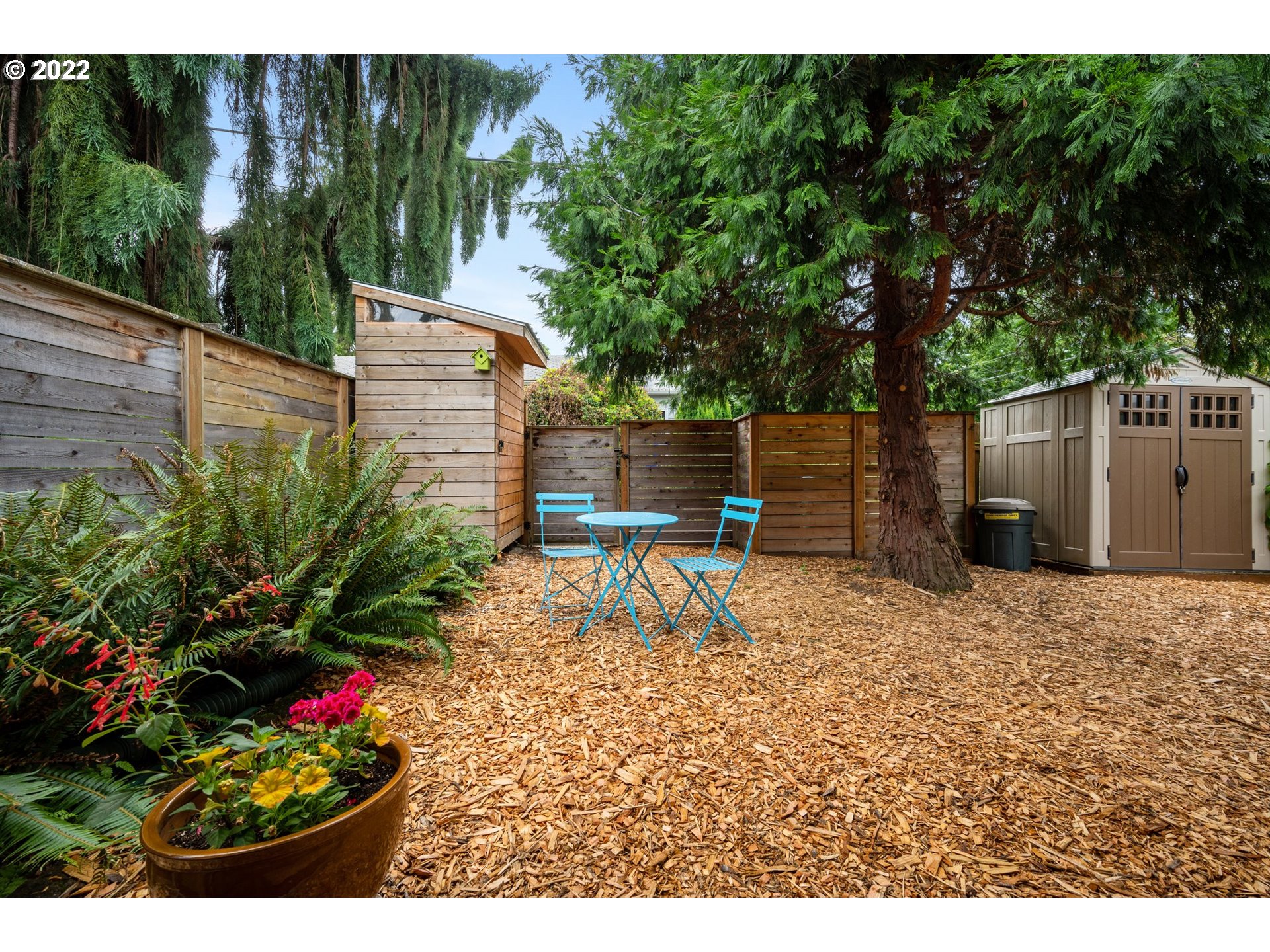 3286 Northeast Holman Street Portland, OR 97211 - Photo 20 of 25 a garden view with a seating space