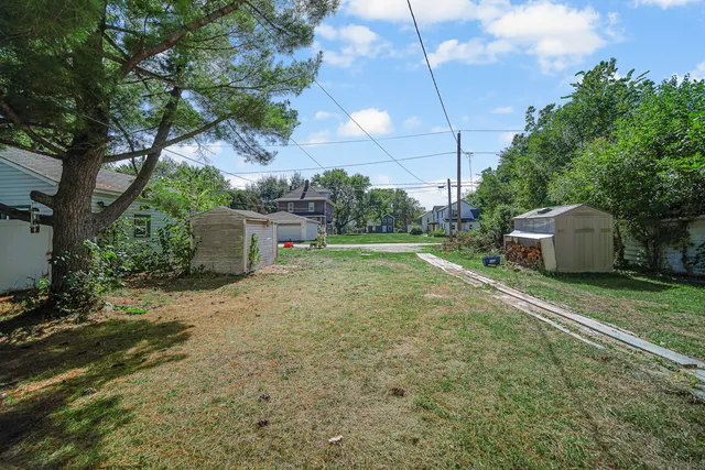 $1,150 | 123 West Waupansie Street, Unit 1, Dwight, IL 60420