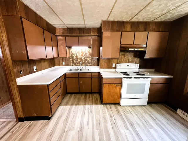 $1,150 | 123 West Waupansie Street, Unit 1, Dwight, IL 60420