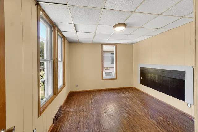 $1,150 | 123 West Waupansie Street, Unit 1, Dwight, IL 60420