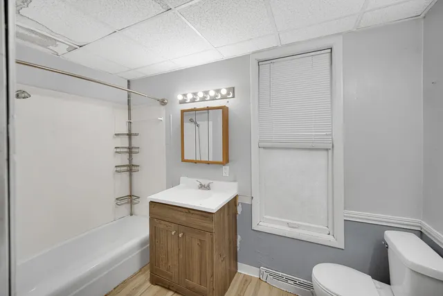 $1,150 | 123 West Waupansie Street, Unit 1, Dwight, IL 60420