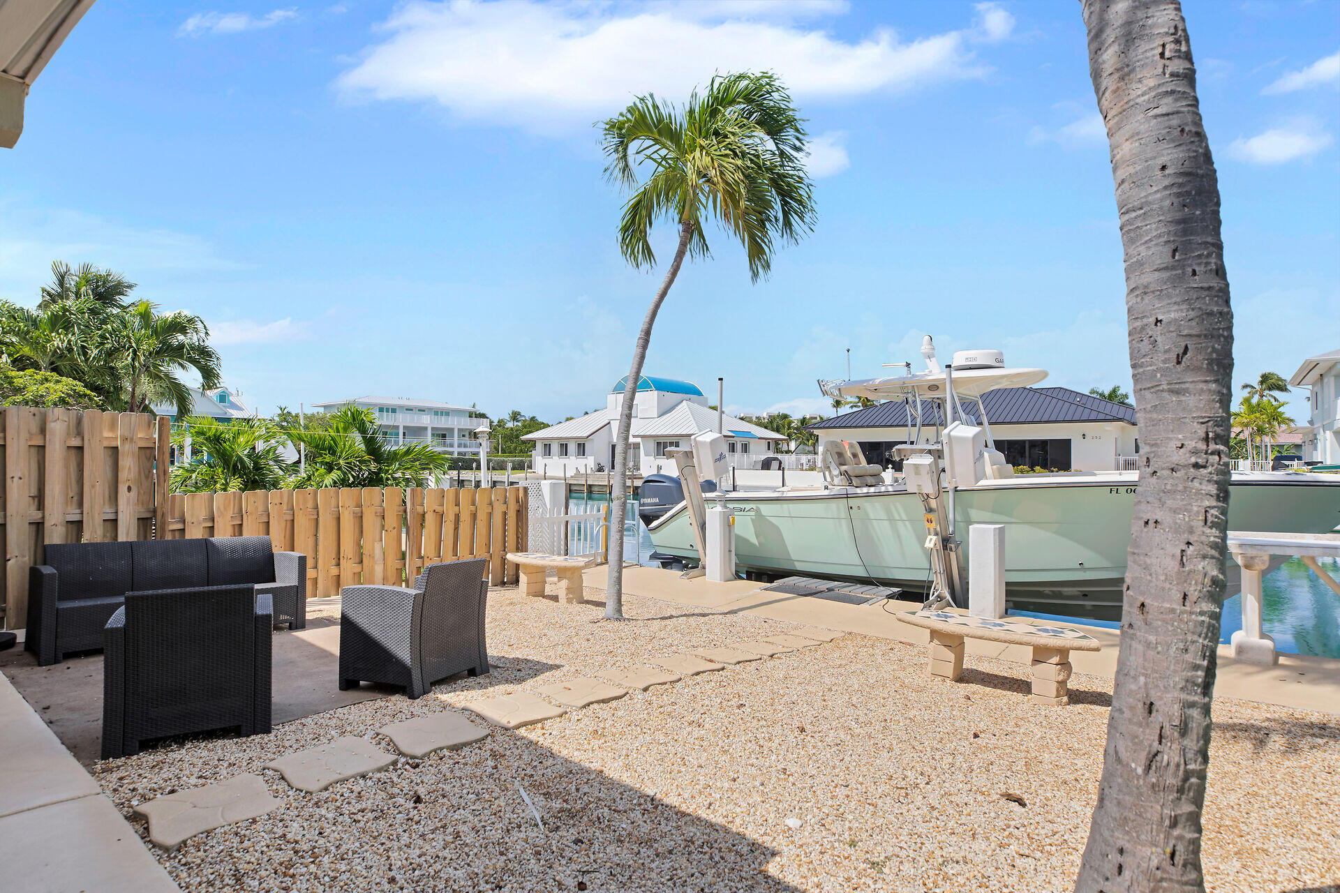 211 5th Street Key Colony Beach, FL 33051 - Photo 18 of 28 a view of a terrace