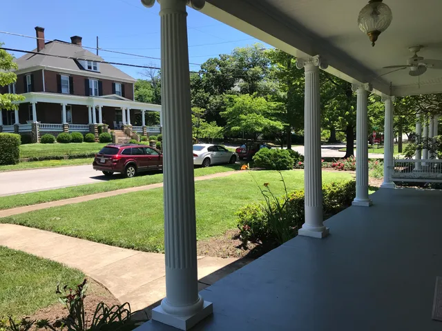 $2,349 | 356 Pennsylvania Avenue, Salem, VA 24153