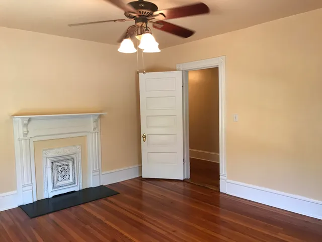 $2,349 | 356 Pennsylvania Avenue, Salem, VA 24153