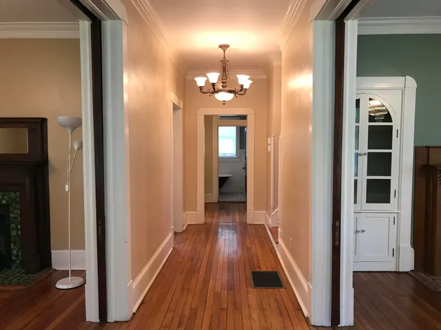 $2,349 | 356 Pennsylvania Avenue, Salem, VA 24153