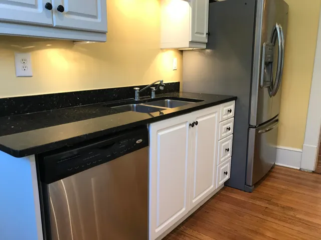 $2,349 | 356 Pennsylvania Avenue, Salem, VA 24153