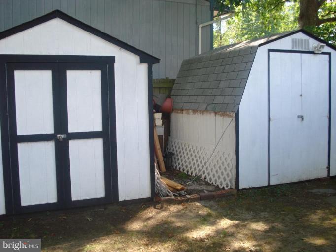 1807 Longwood Road Edgewater, MD 21037 - Photo 5 of 11 Shed