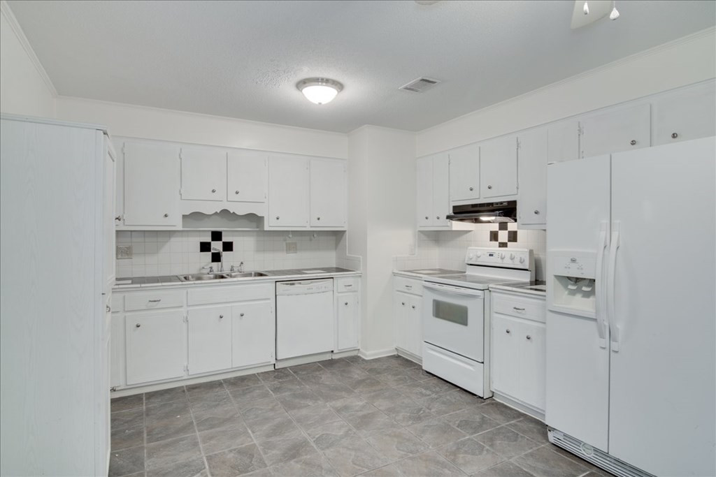 2603 Billings Road Hephzibah, GA 30815 - Photo 9 of 27 Gallery Image 9