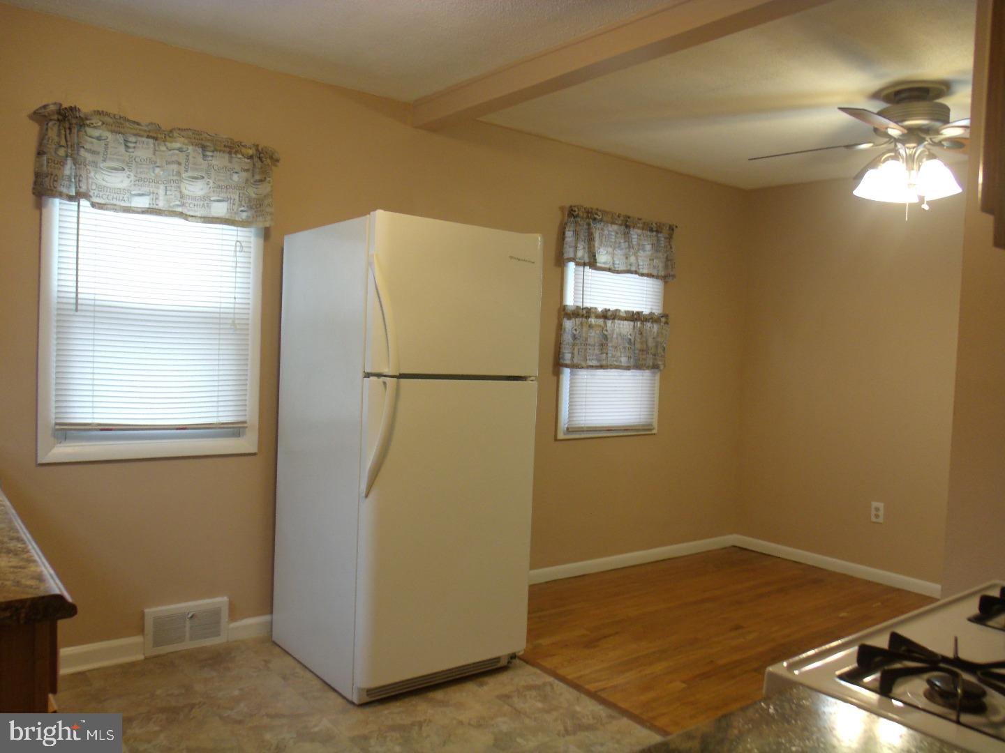 17 Front Street Mount Holly, NJ 08060 - Photo 4 of 21