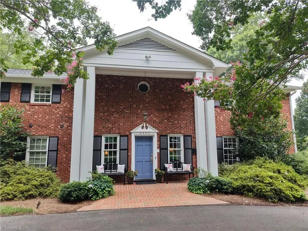 $995,000 | 2862 Robinhood Road, Winston-Salem, NC 27106