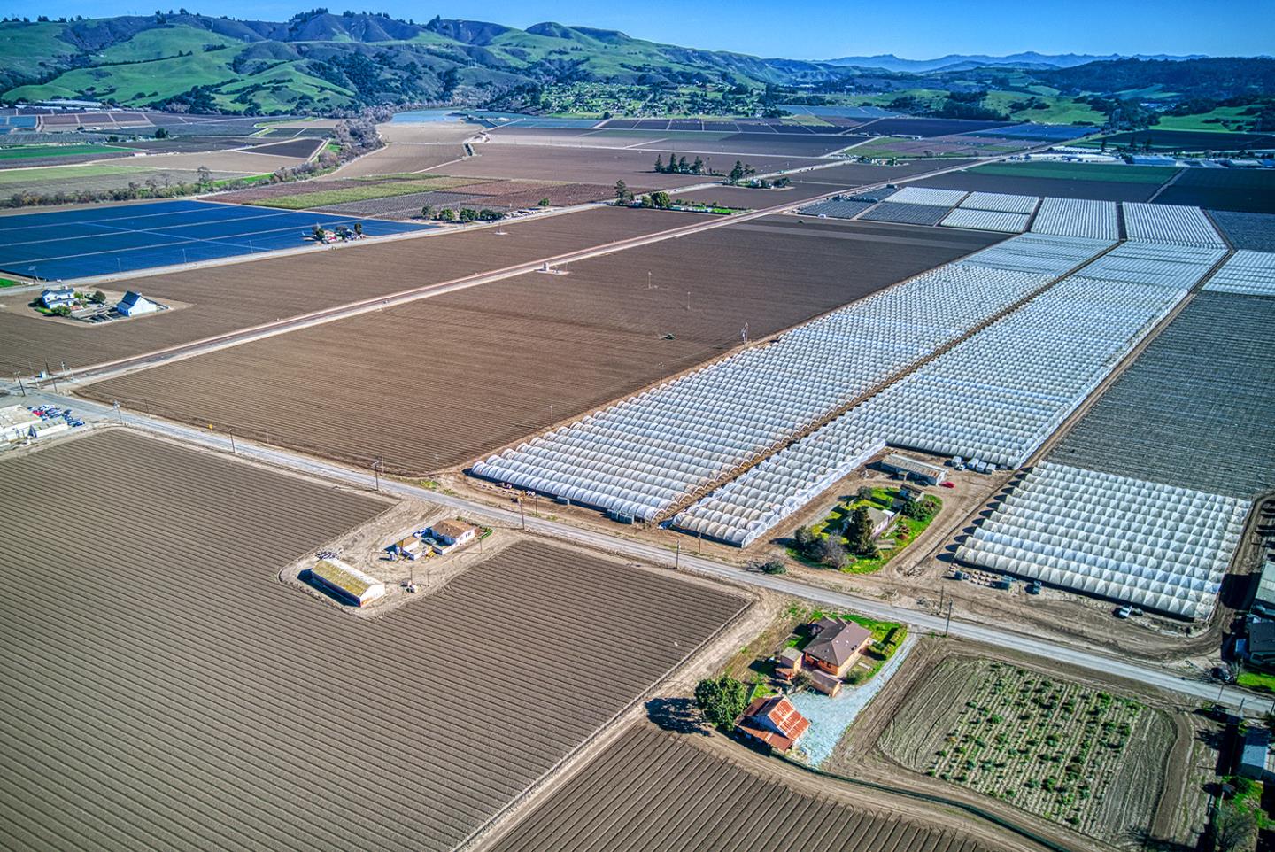 120 San Miguel Canyon Road Watsonville, CA 95076 - Photo 16 of 42