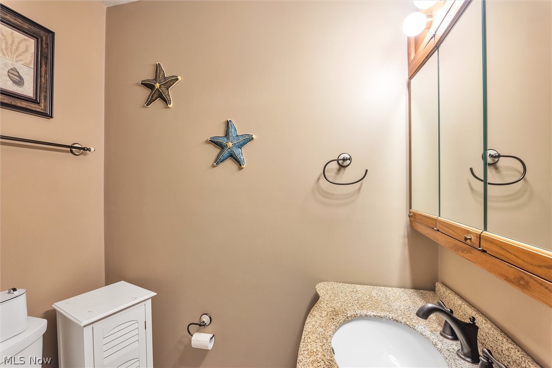 29115 Ridge Road Wickliffe, OH 44092 - Photo 17 of 30 Gallery Image 17