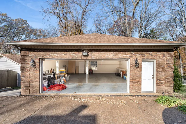 $1,100,000 | 5936 Woodland Hills Drive, Nashville, TN 37211