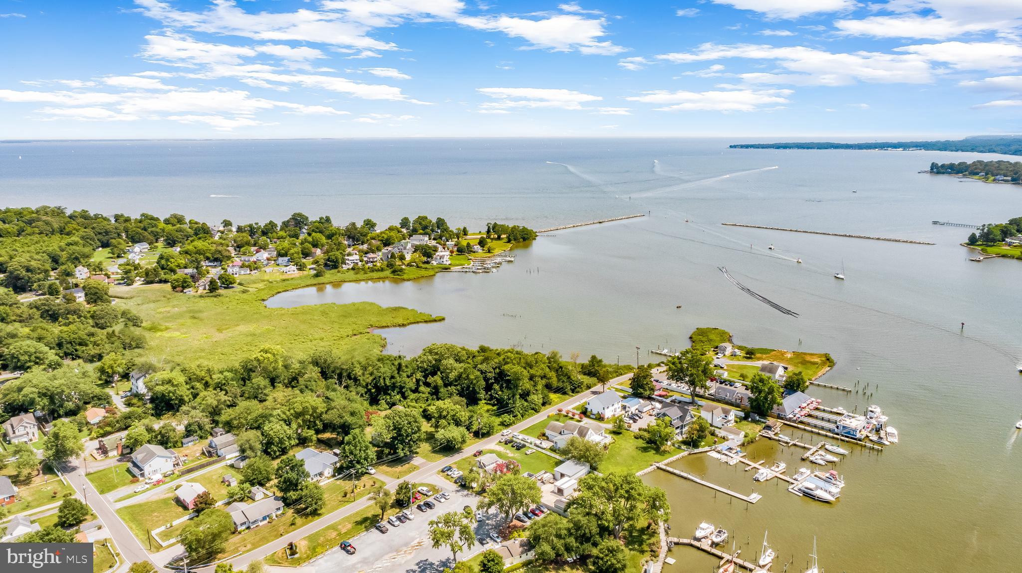 Incredible investment opportunity in Deale!