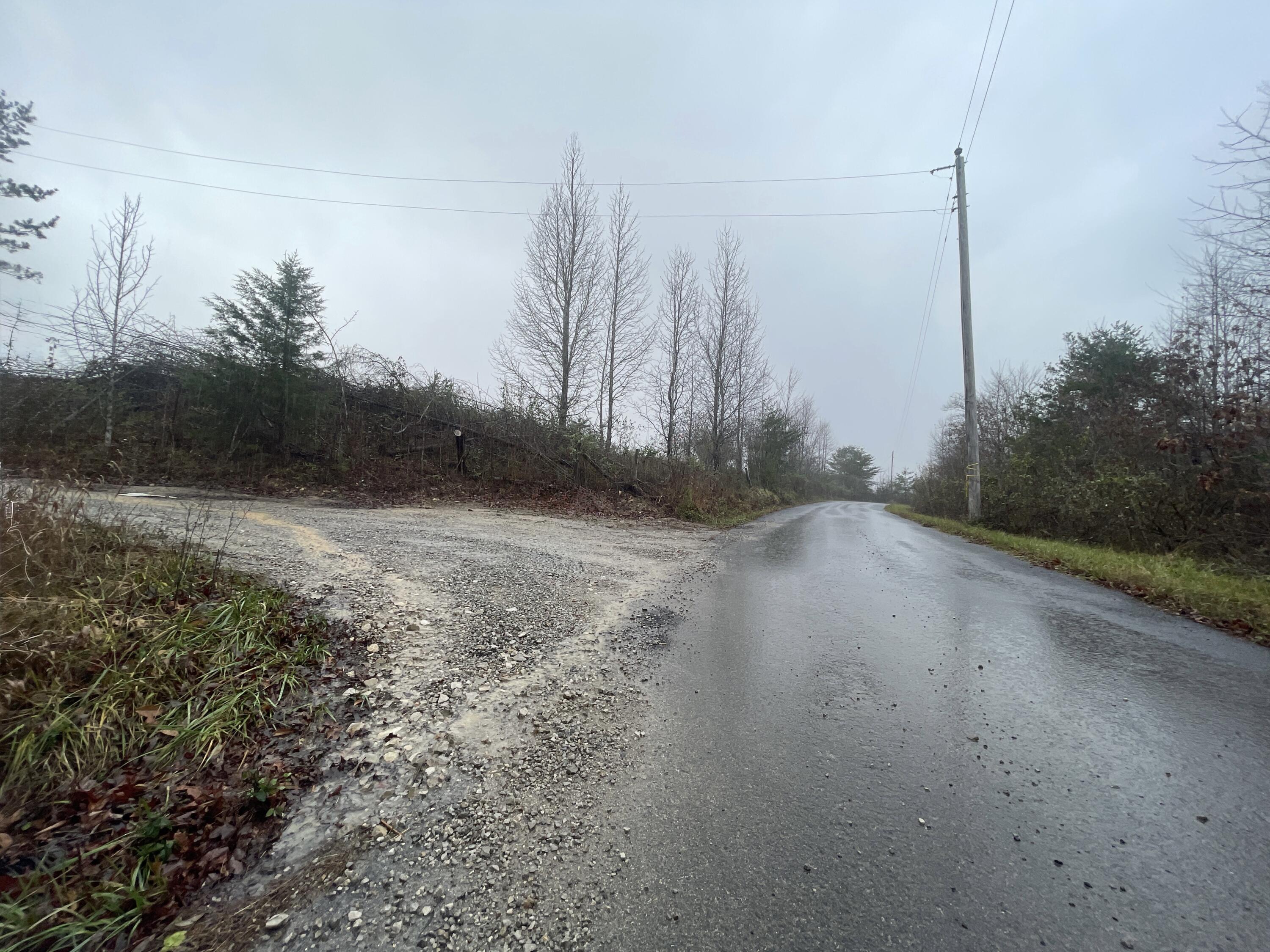 777 Rocky Point School Road Williamsburg, KY 40769 - Photo 8 of 31 IMG_8450