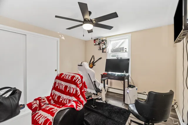 $649,900 | 4028 West Waveland Avenue, Chicago, IL 60641