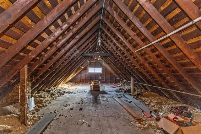 $649,900 | 4028 West Waveland Avenue, Chicago, IL 60641