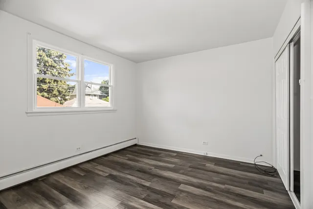 $649,900 | 4028 West Waveland Avenue, Chicago, IL 60641