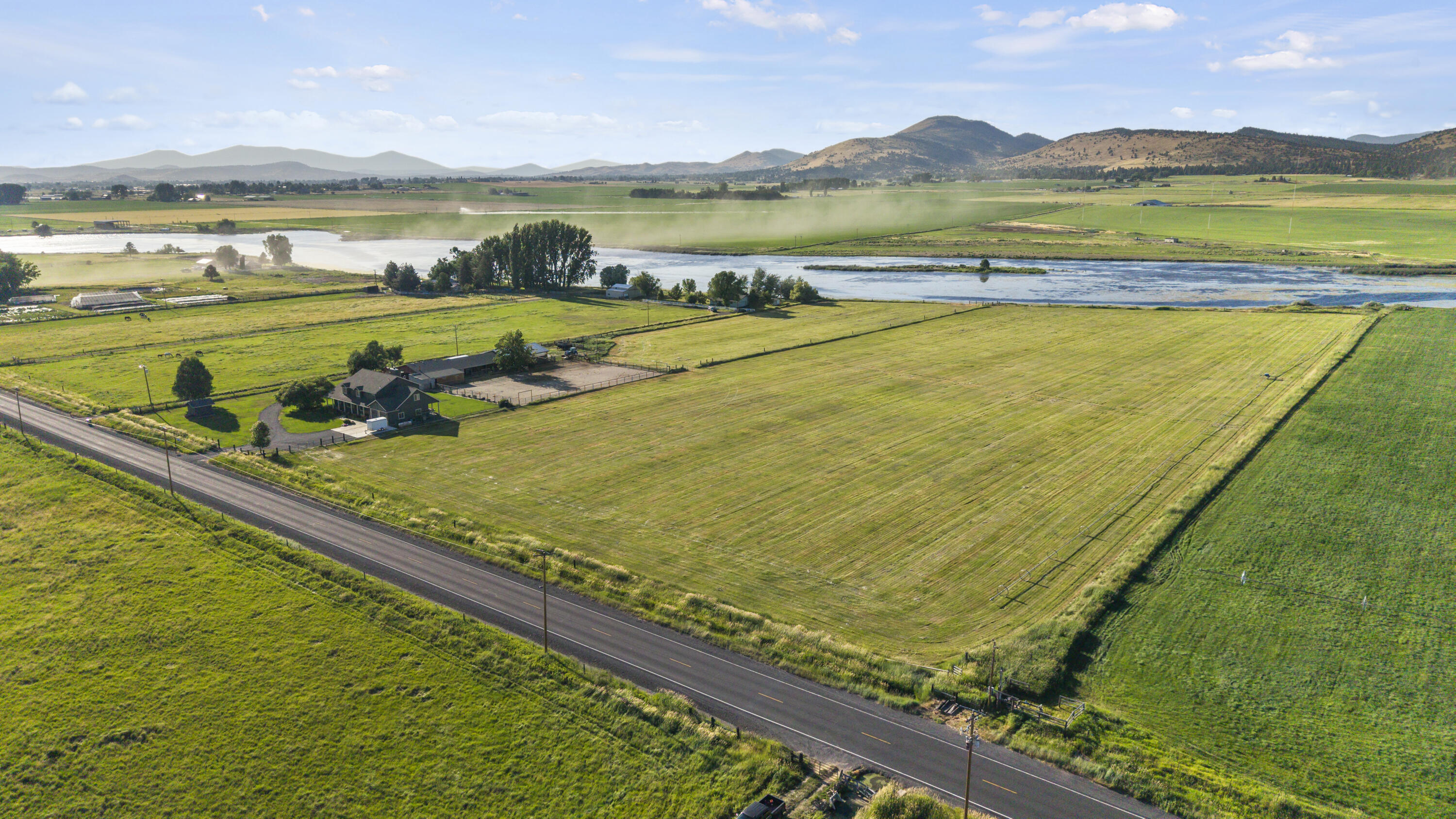11251 Crystal Springs Road Klamath Falls, OR 97603 - Photo 3 of 64 CrystalSpringsRd