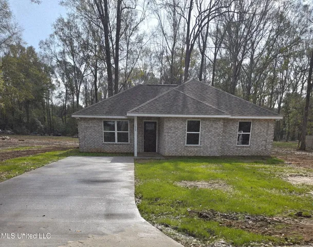 $212,000 | 1029 Neal Road, Picayune, MS 39466