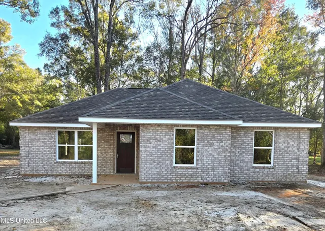$212,000 | 1029 Neal Road, Picayune, MS 39466