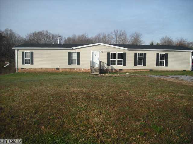 1055 Hill Road King, NC 27021 - Photo 1 of 1 Exterior Front.