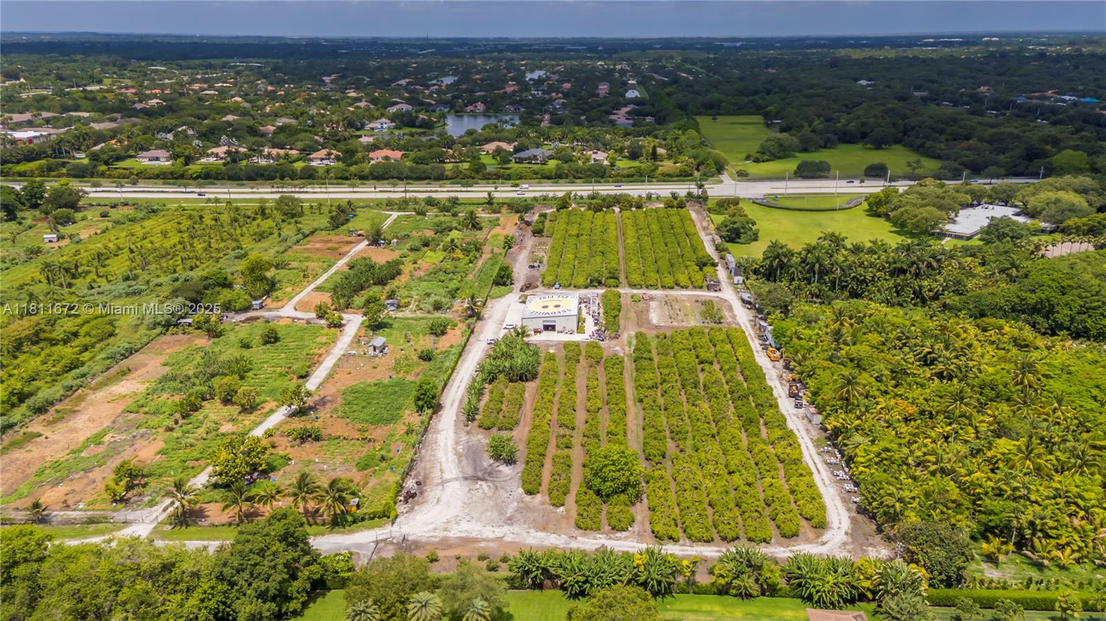 4077 Southwest 121st Terrace Davie, FL 33330 - Photo 39 of 85 a view of an outdoor space