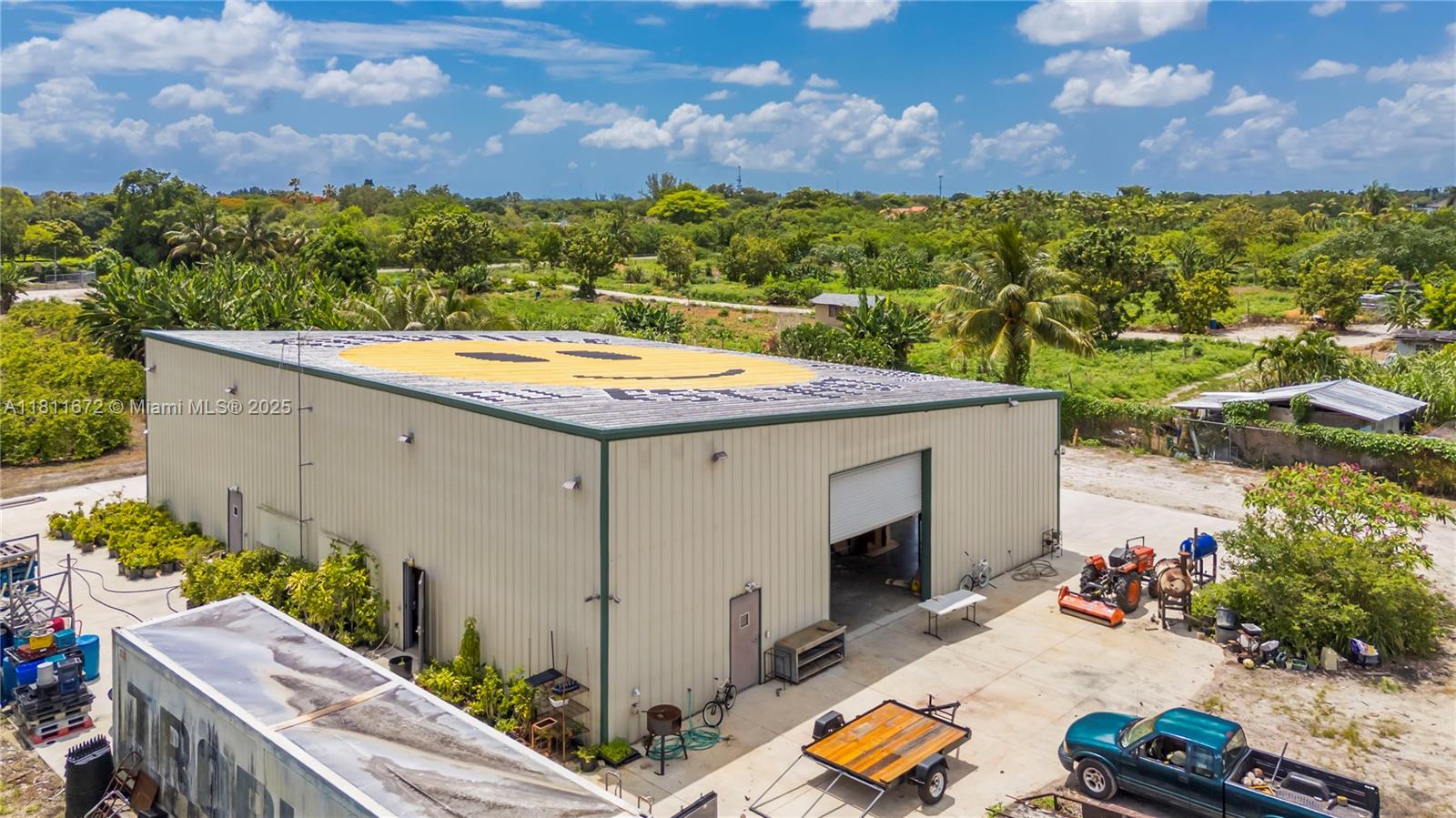 4077 Southwest 121st Terrace Davie, FL 33330 - Photo 9 of 85