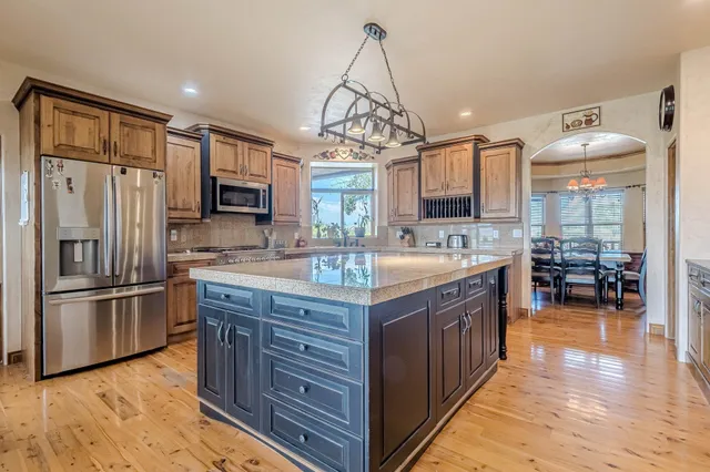 $1,900,000 | 2325 I Road, Grand Junction, CO 81505