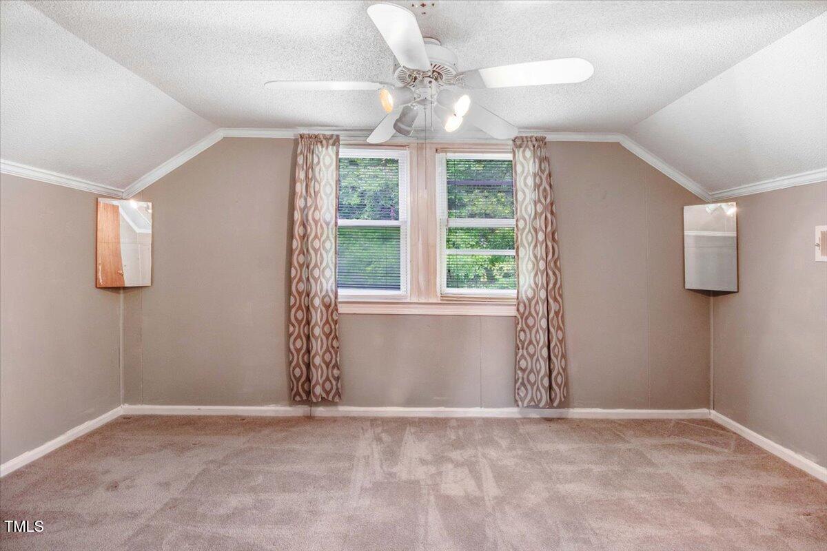 607 East Geer Street Durham, NC 27701 - Photo 15 of 23 an empty room with windows and closet