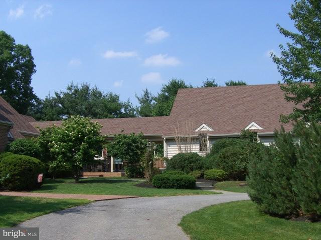 934 Centerville Road Lancaster, PA 17601 - Photo 3 of 23 Gallery Image 3