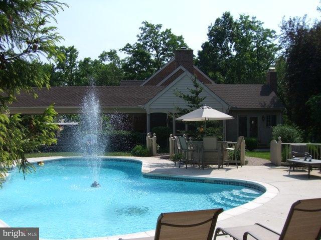 934 Centerville Road Lancaster, PA 17601 - Photo 6 of 23 Gallery Image 6