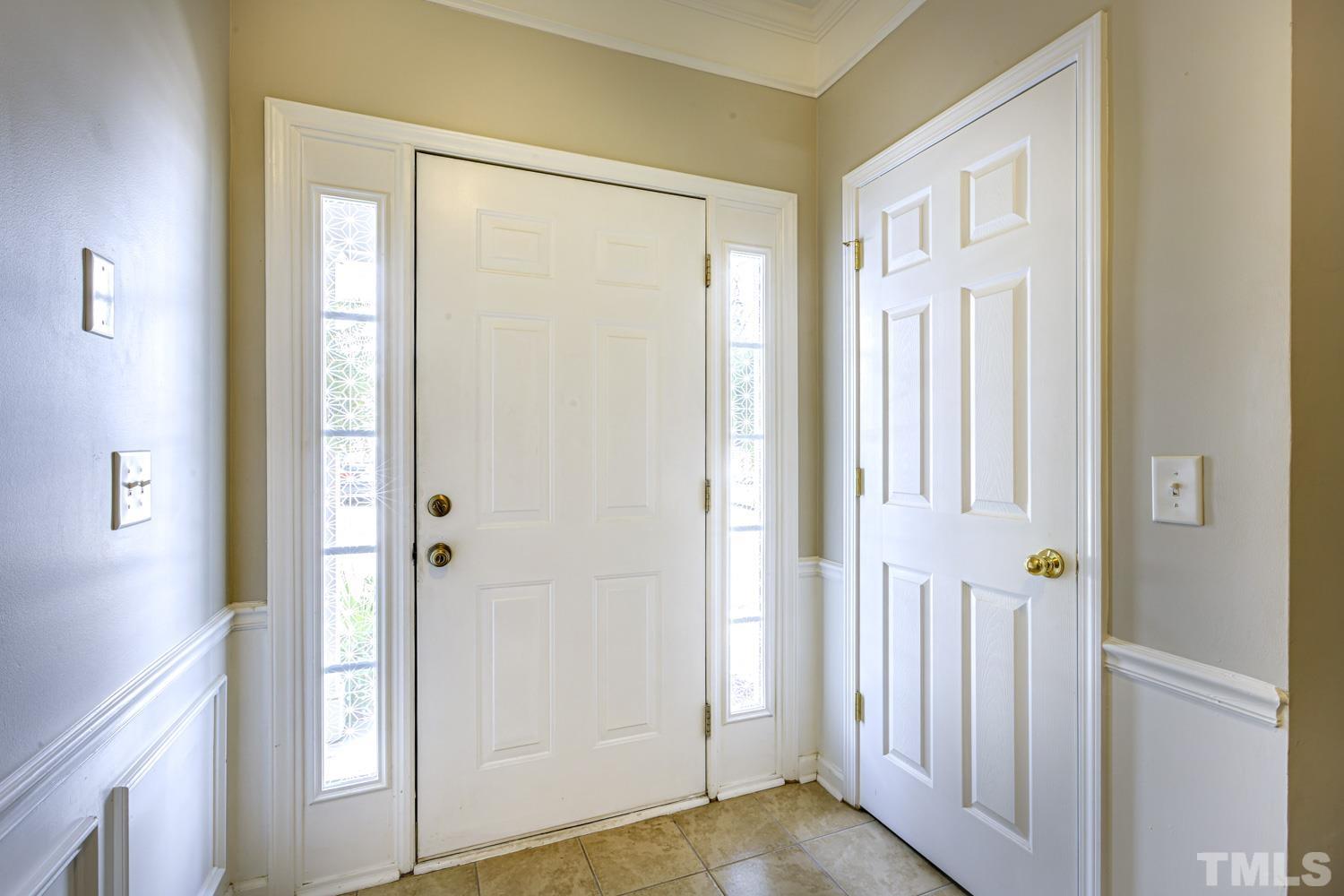 5535 Red Robin Road Raleigh, NC 27613 - Photo 3 of 30