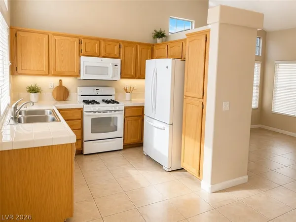 $1,850 | 2521 VÃa Di Autostrada, Henderson, NV 89074