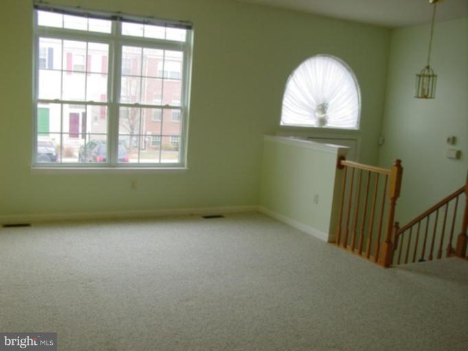 1531 Rambling Way South Frederick, MD 21701 - Photo 4 of 9 Living Room