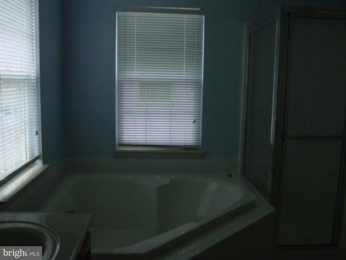 1531 Rambling Way South Frederick, MD 21701 - Photo 7 of 9 Master bathroom features both a bathtub and shower