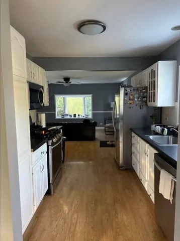 $2,080 | 1940 East Cedarwood Circle, Round Lake, IL 60073