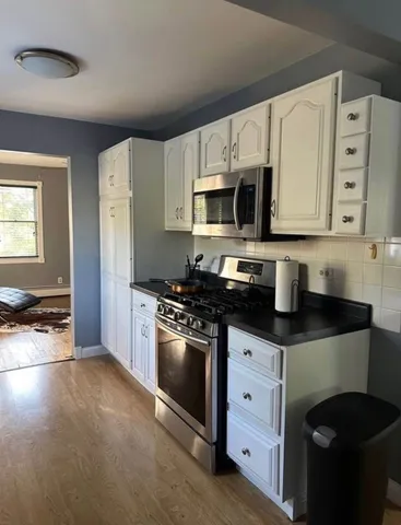 $2,080 | 1940 East Cedarwood Circle, Round Lake, IL 60073