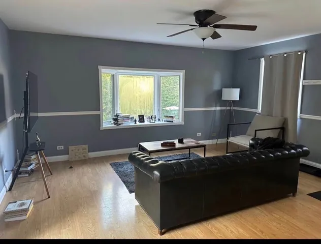 $2,080 | 1940 East Cedarwood Circle, Round Lake, IL 60073