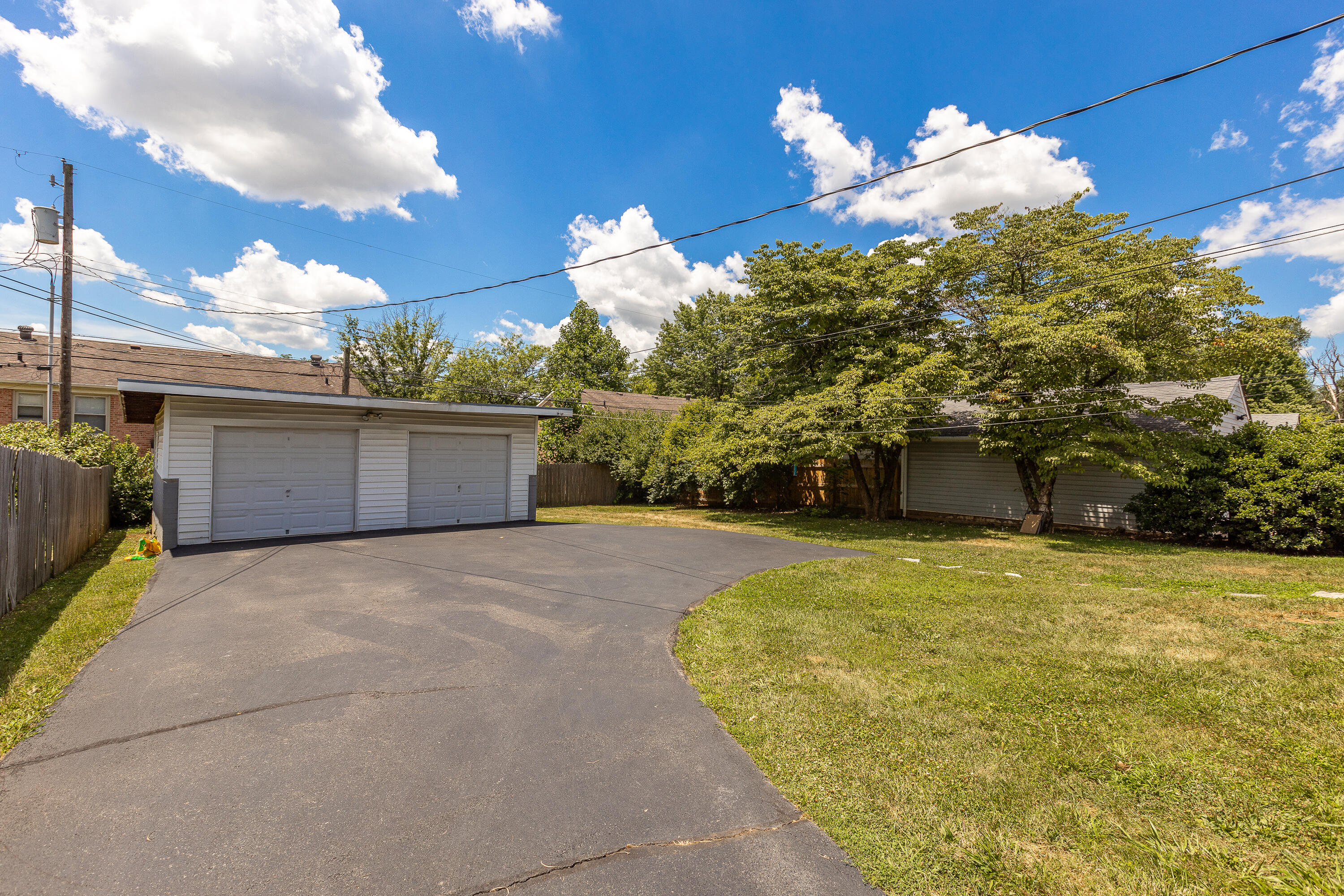 716-718 Lynn Road Lexington, KY 40504 - Photo 6 of 28 2-24