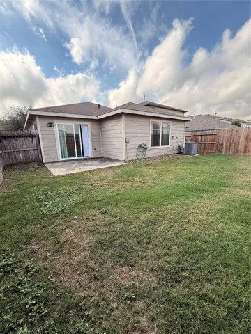 $1,800 | 2918 Beacon Grove Street, Spring, TX 77389