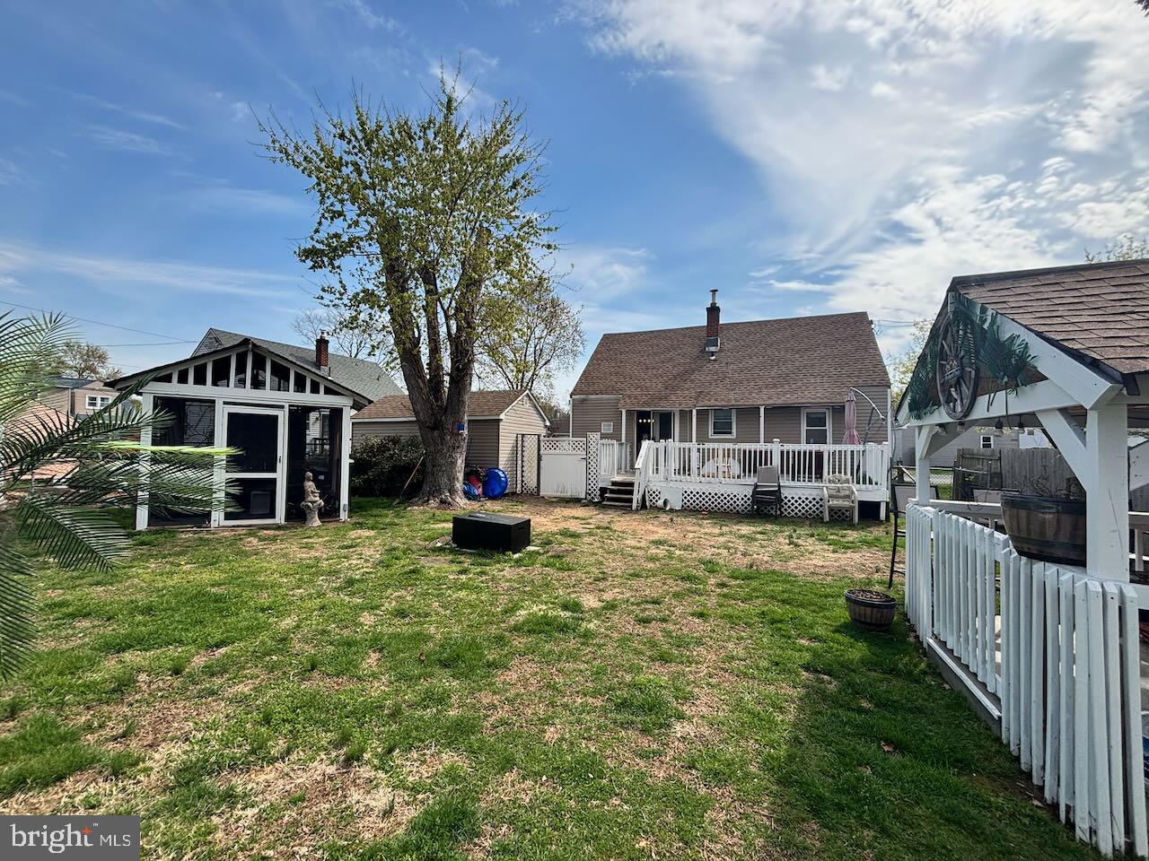 1047 Harrison Street Bristol, PA 19007 - Photo 19 of 21