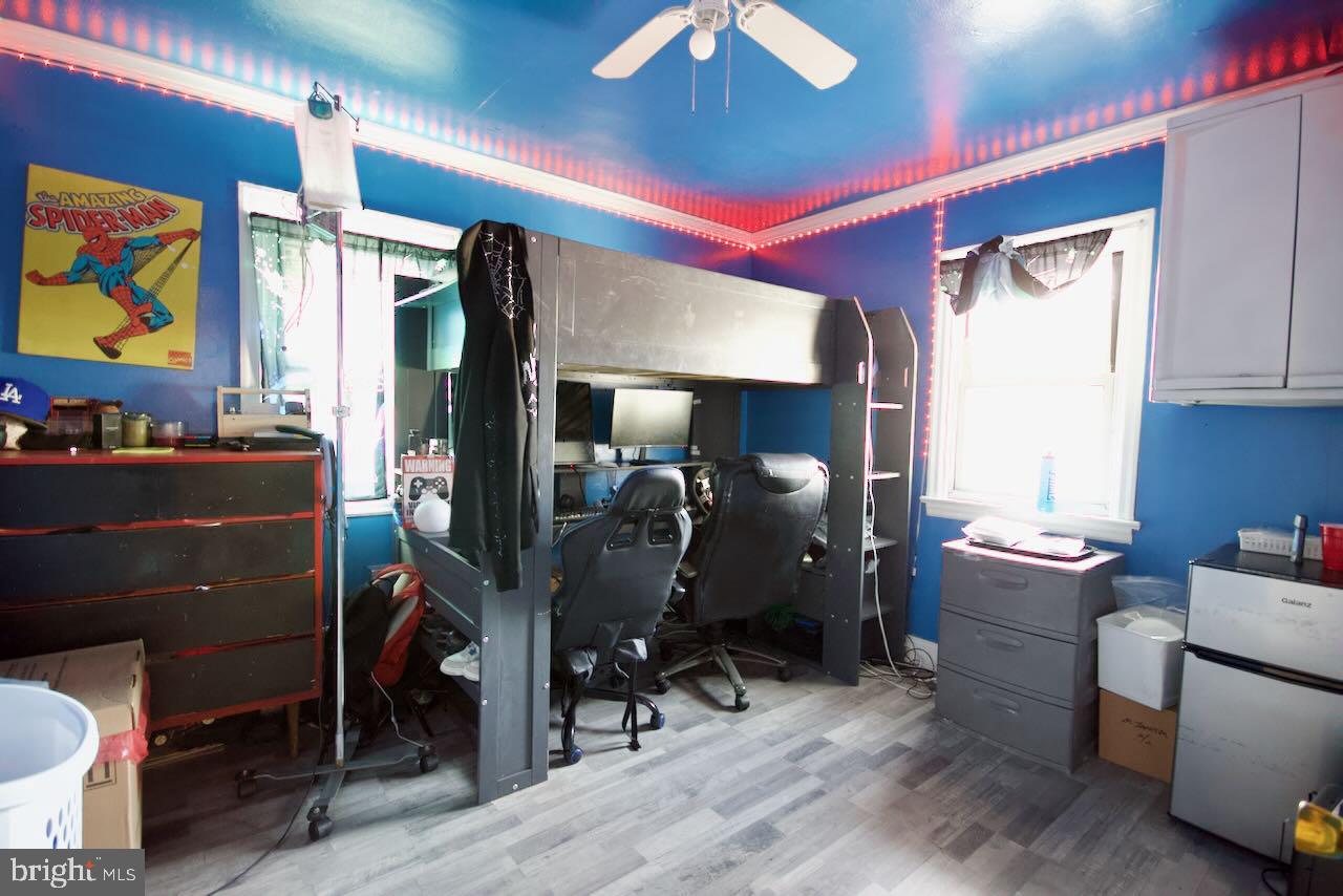 1047 Harrison Street Bristol, PA 19007 - Photo 8 of 21