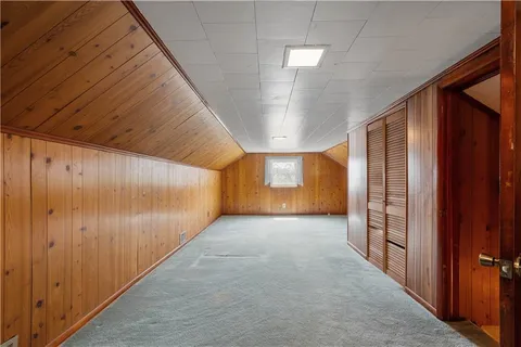 a view of entryway