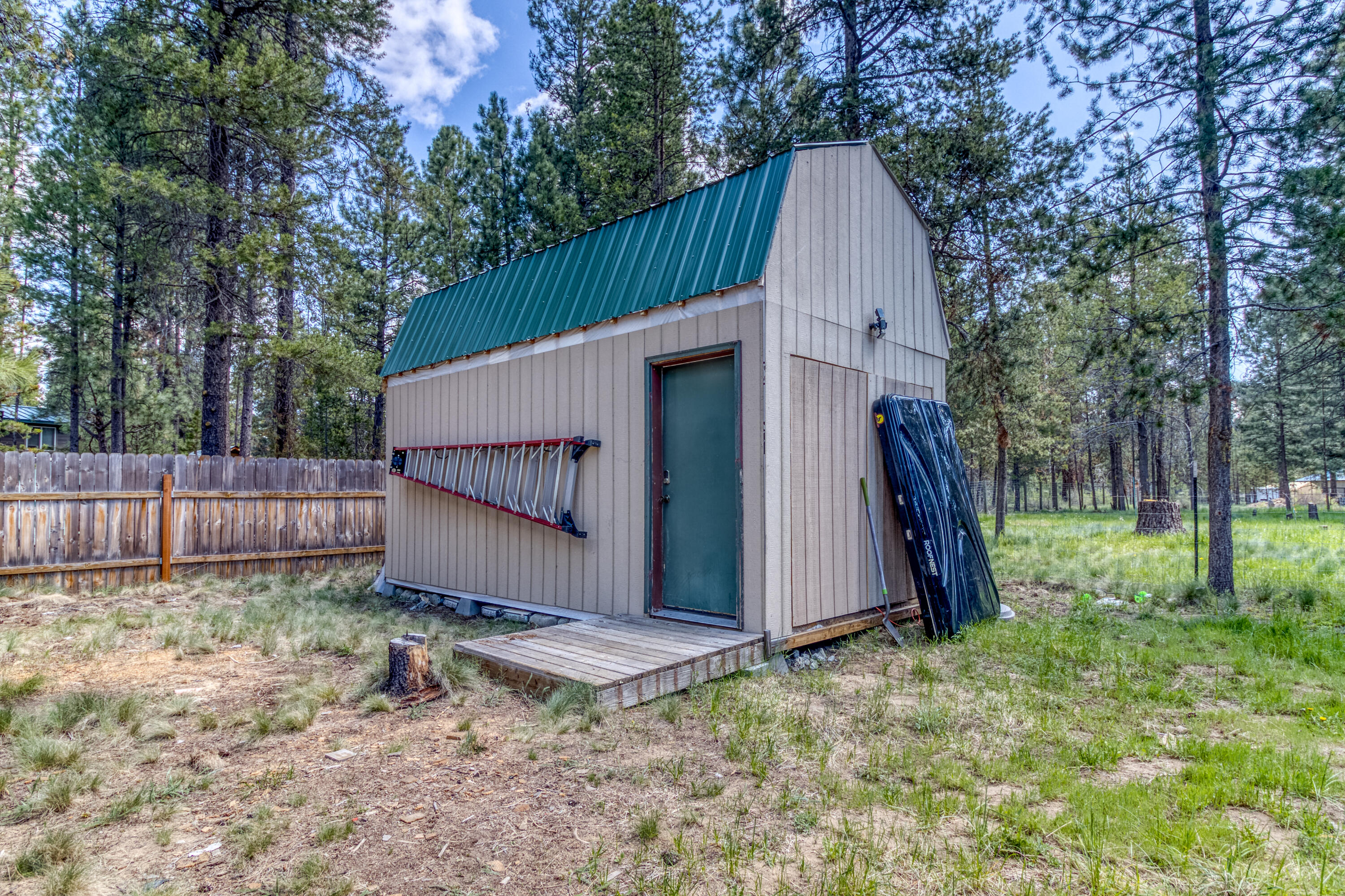 55900 Blue Eagle Rd Bend Bend, OR 97707 - Photo 5 of 23 BE Shed Photo