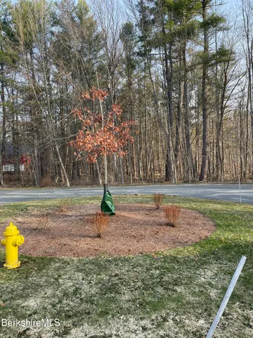 $59,900 | 0 Eastbrook Lane, Pittsfield, MA 01201